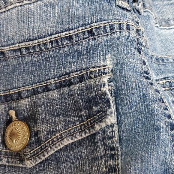 Capri Jeans 👖 - Picture 4 of 5